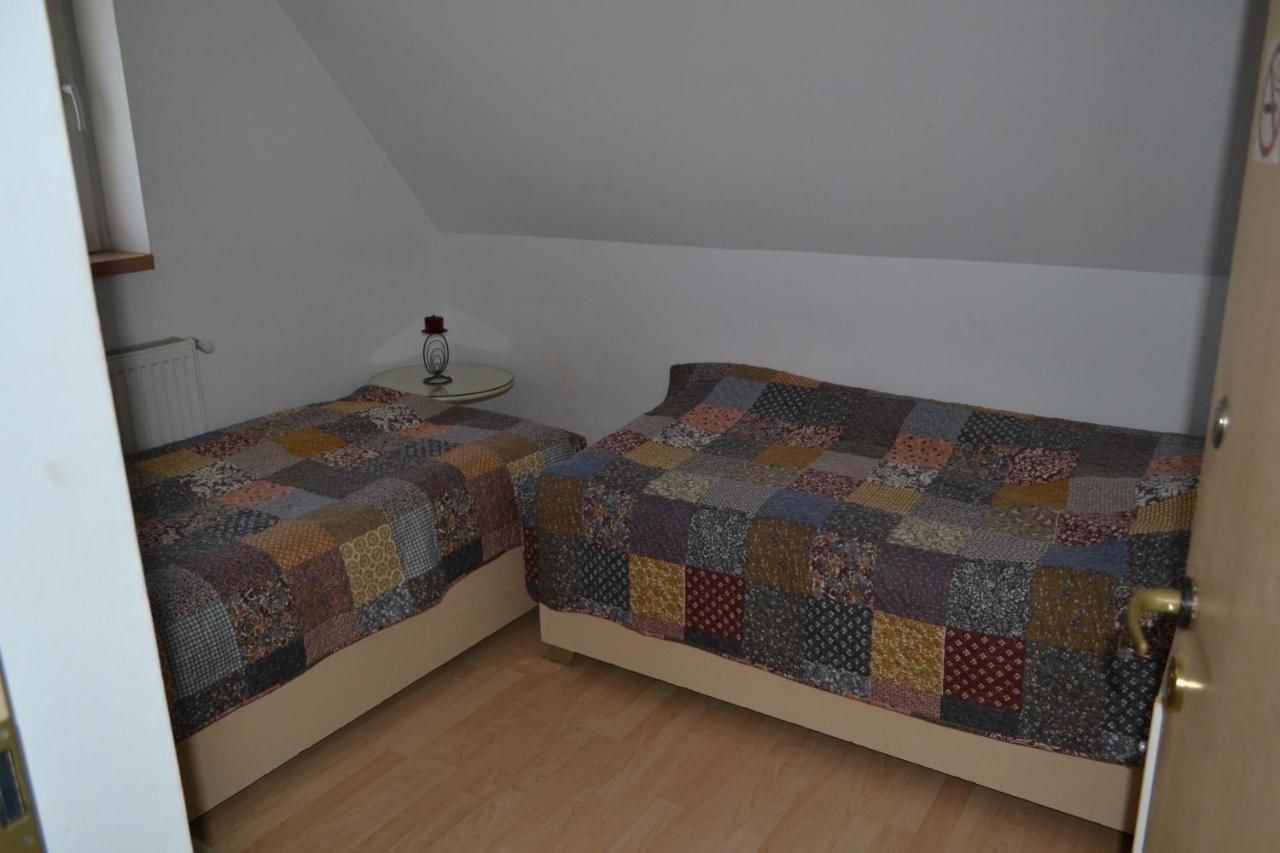 Sendreni Villa Siret מראה חיצוני תמונה